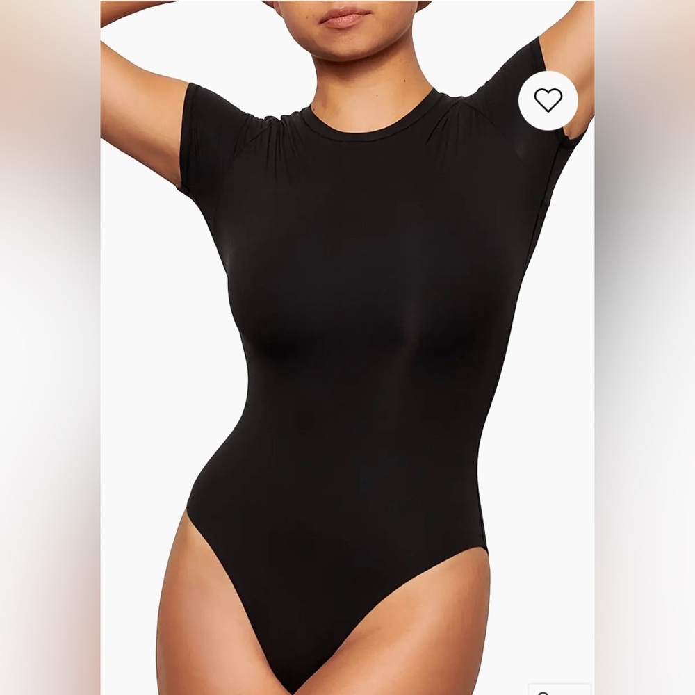 SKIMS Short Sleeve Fits Everybody Bodysuit